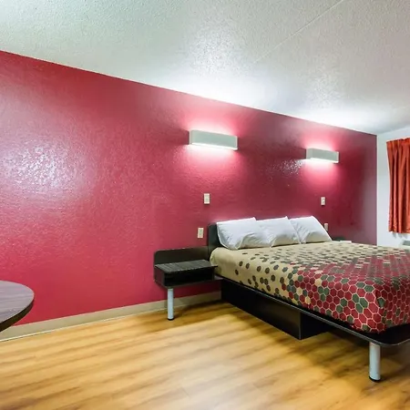 Econo Lodge Del City Exterior photo